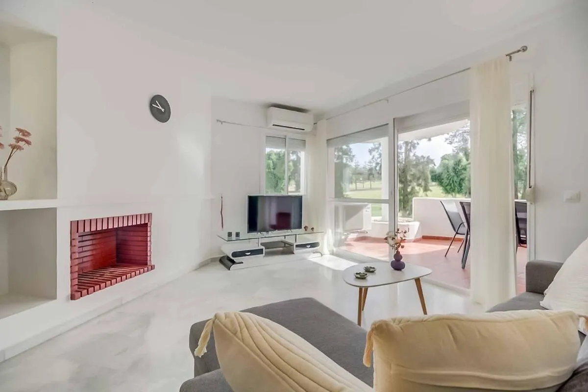 134 - Stylish Modern Apartment With Pool, Mijas Malaga