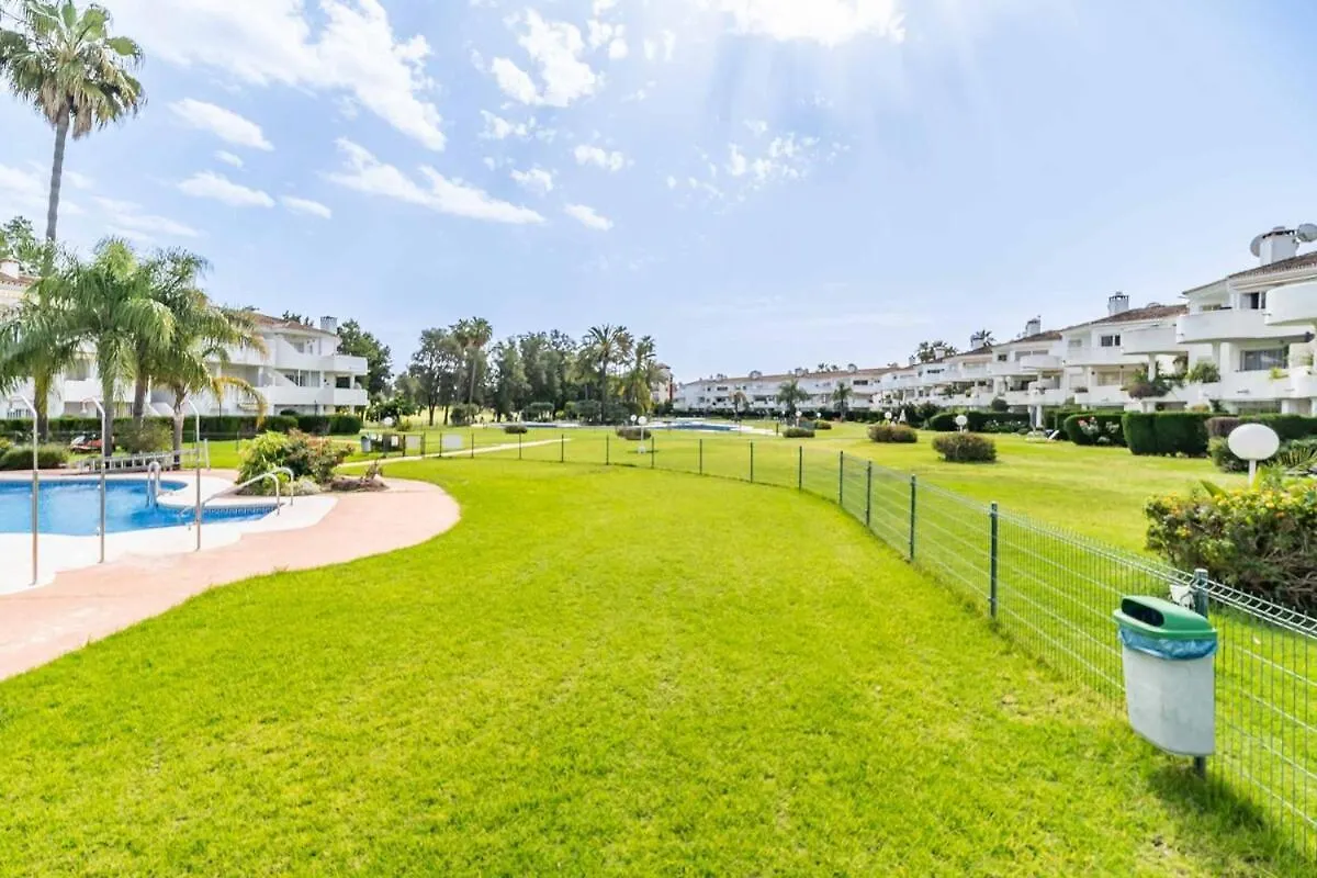 134 - Stylish Modern Apartment With Pool, Mijas Malaga