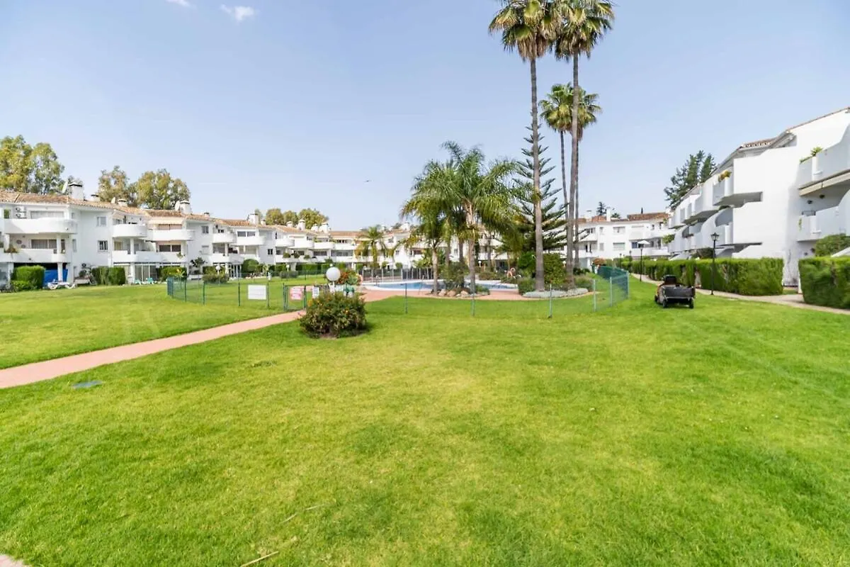 134 - Stylish Modern Apartment With Pool, Mijas Malaga Spain
