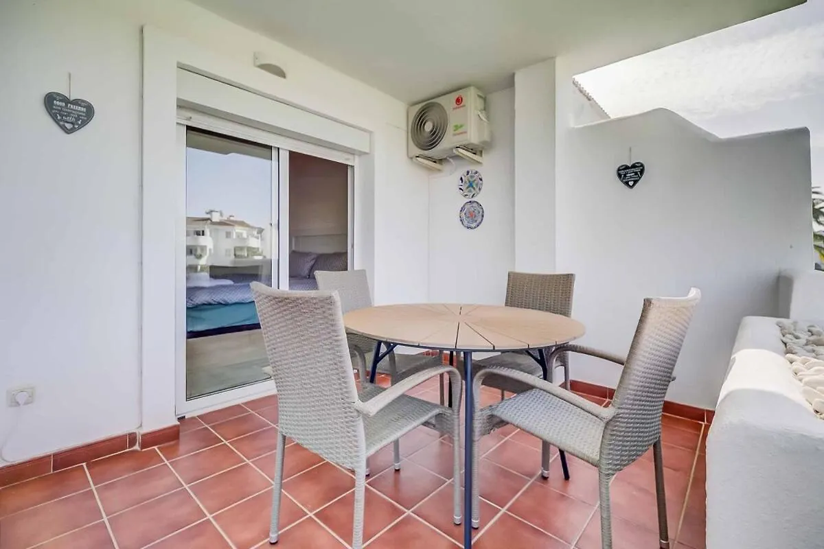 134 - Stylish Modern Apartment With Pool, Mijas Malaga
