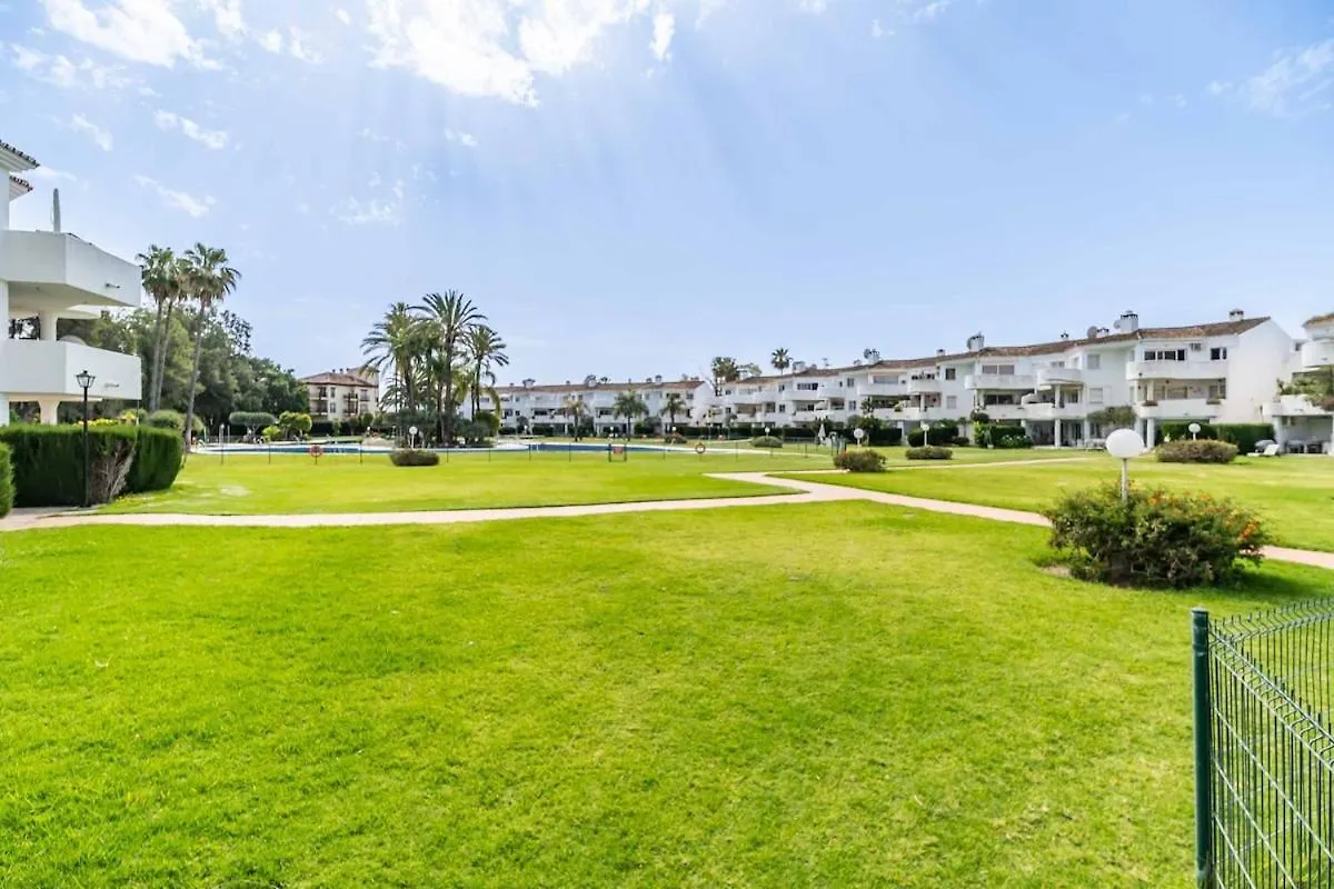 134 - Stylish Modern Apartment With Pool, Mijas Malaga Spain
