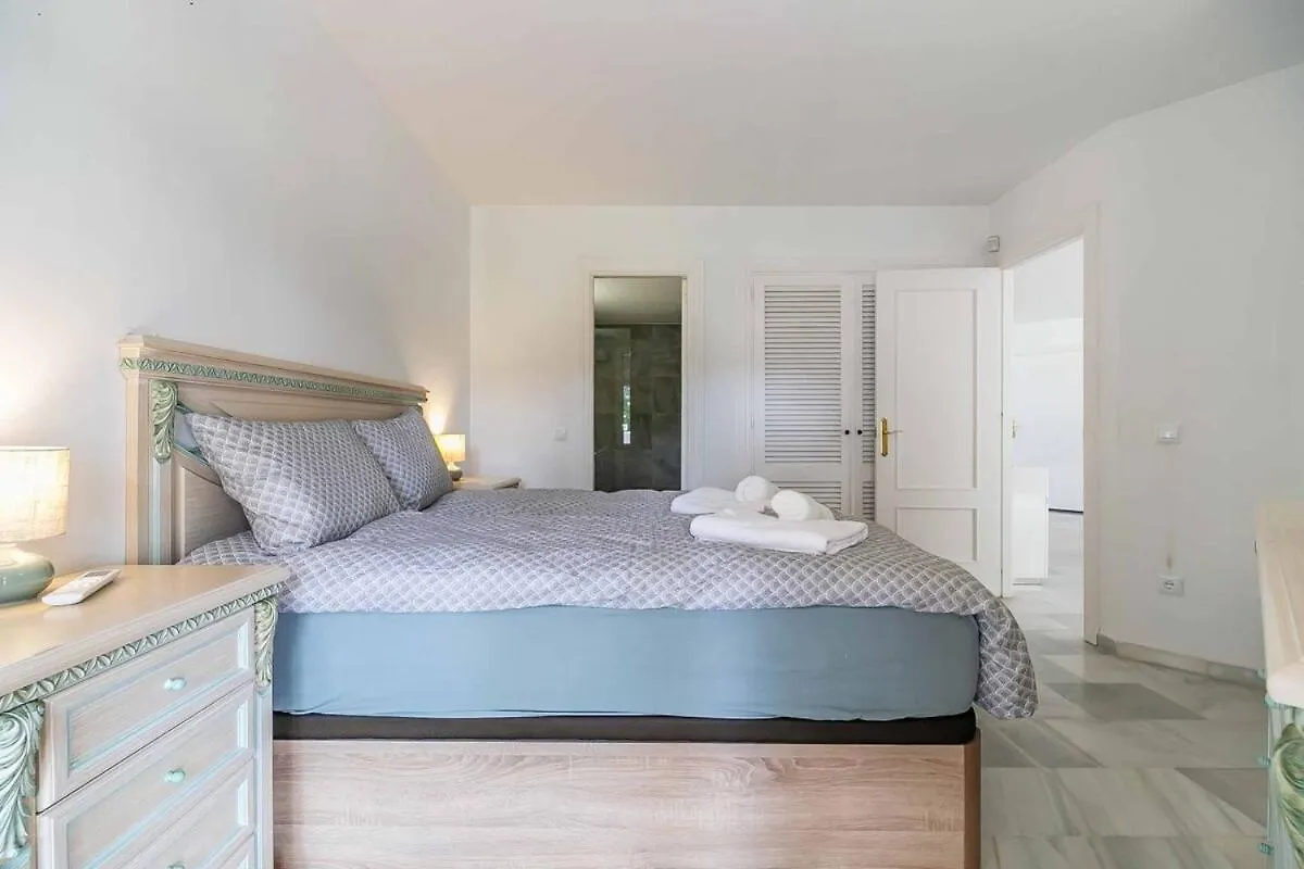 134 - Stylish Modern Apartment With Pool, Mijas Malaga 0*,
