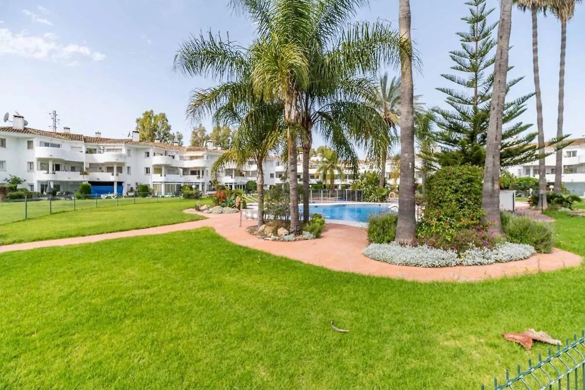 134 - Stylish Modern Apartment With Pool, Mijas Malaga 0*,  Spain