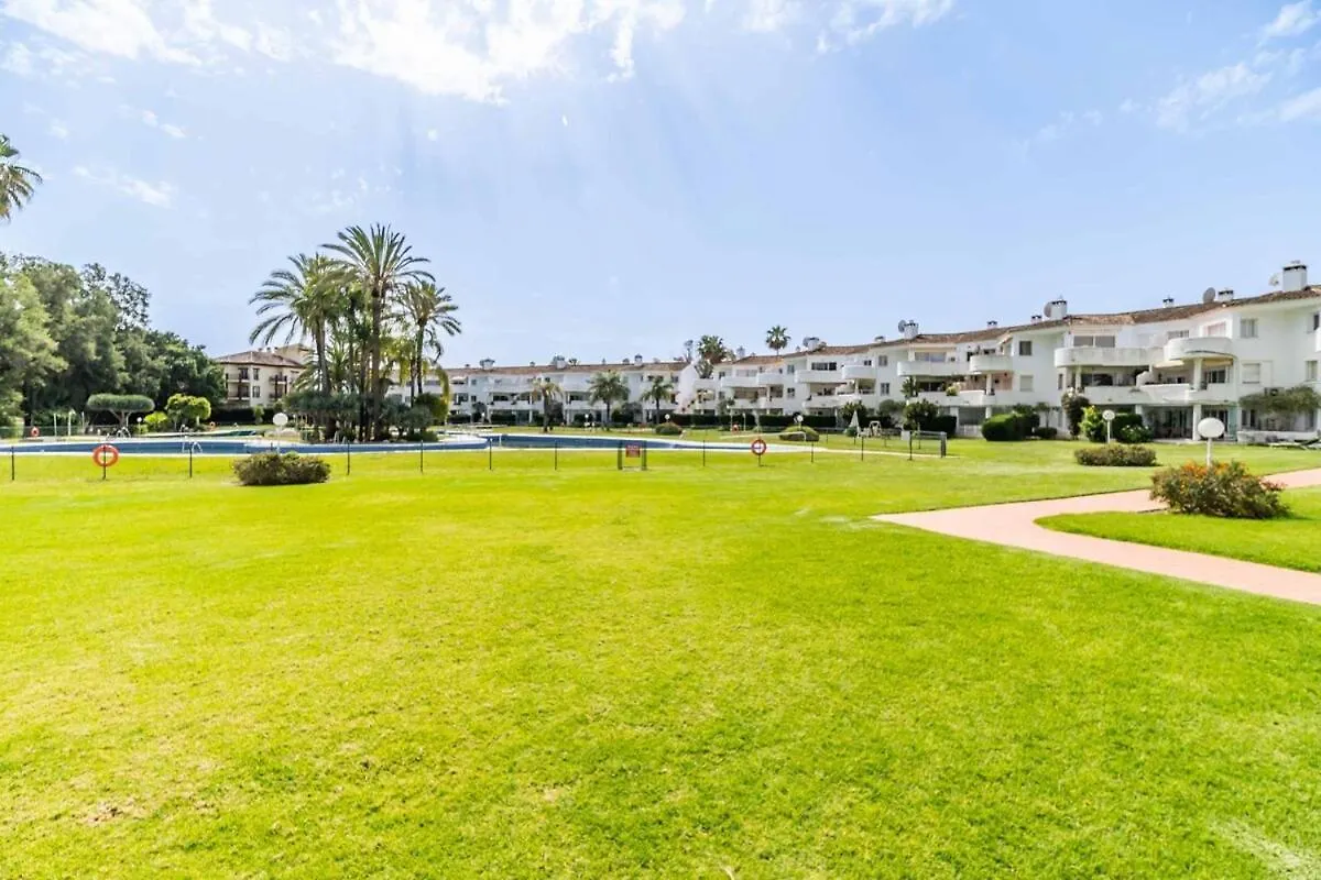 134 - Stylish Modern Apartment With Pool, Mijas Malaga Spain