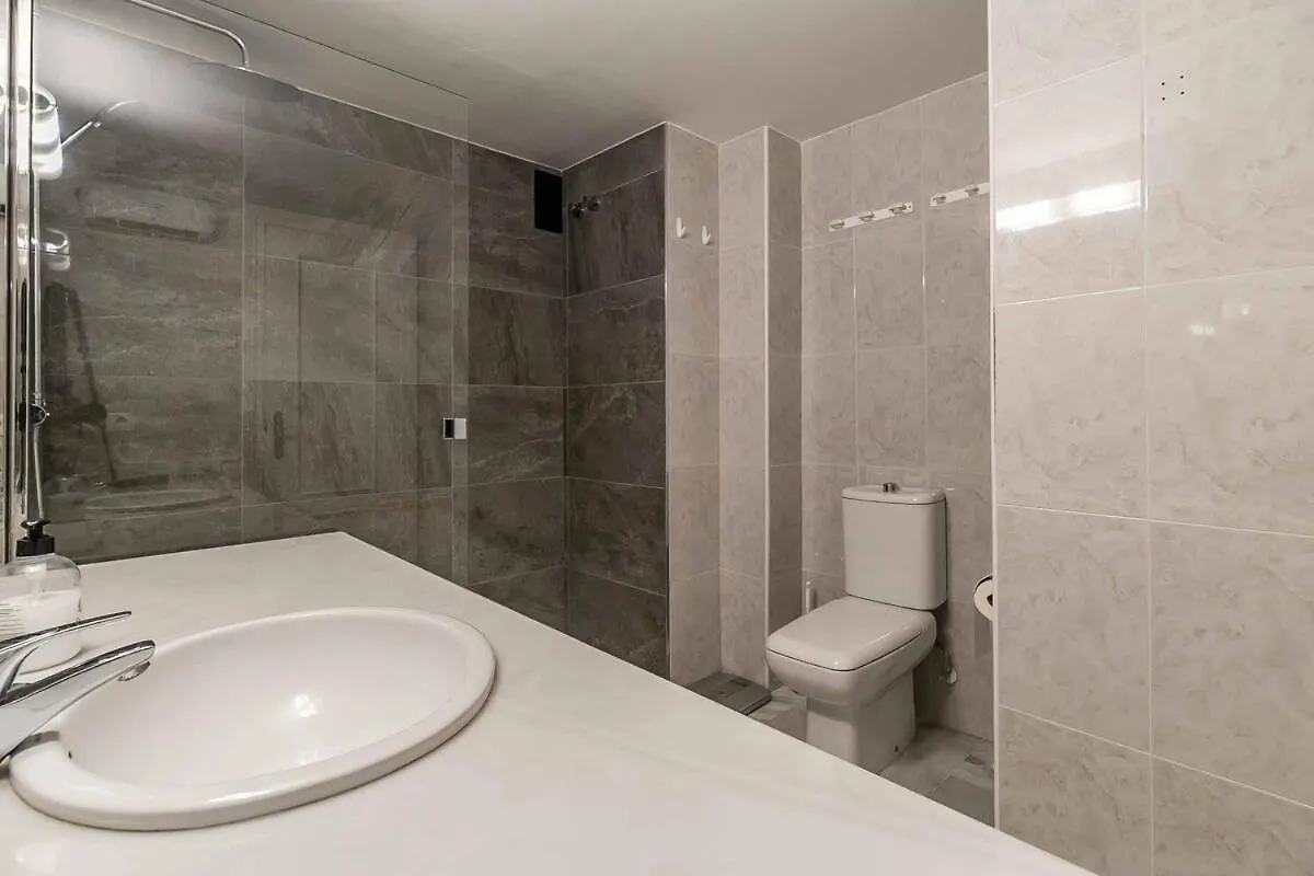 134 - Stylish Modern Apartment With Pool, Mijas Málaga
